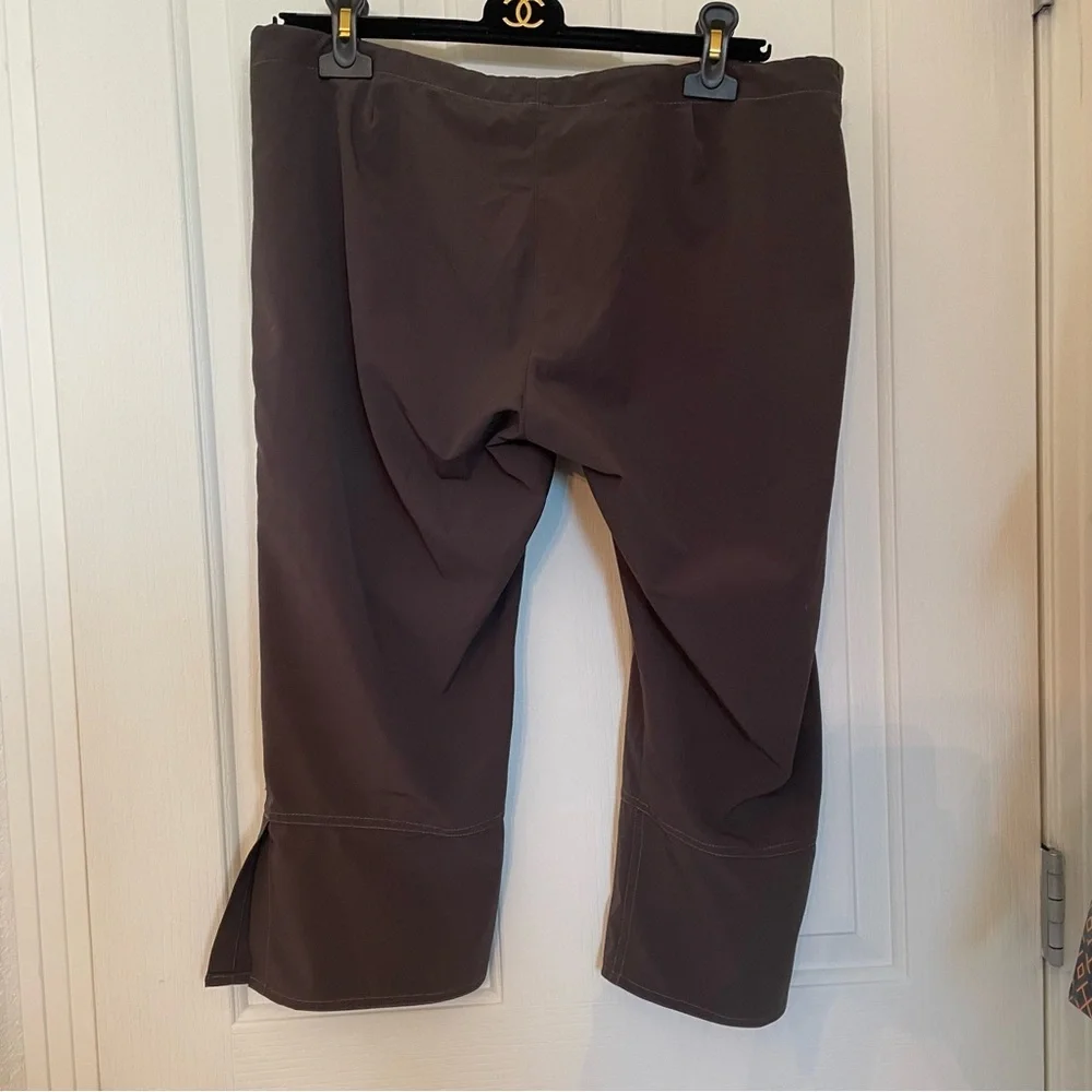 Lucy Athletic Wear Gaucho Capri Lounge Lightweight Pants Size Small yoga workout - Picture 4 of 7